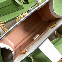 Load image into Gallery viewer, Gucci Padlock Small Berry Tote Bag