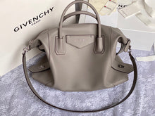 Load image into Gallery viewer, Givenchy Medium Antigona Soft Bag In Smooth Leather