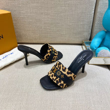 Load image into Gallery viewer, Louis Vuitton Revival Mule