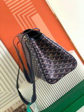 Load image into Gallery viewer, Goyard Rouette PM Bag
