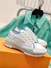 Load image into Gallery viewer, Louis Vuitton Squad Sneakers