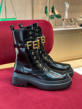 Load image into Gallery viewer, Fendi Fendigraphy Boots