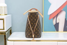 Load image into Gallery viewer, Louis Vuitton Neverfull MM Tote Bag