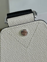 Load image into Gallery viewer, Louis Vuitton Avenue Sling Bag