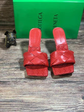 Load image into Gallery viewer, Bottega Veneta Heels - LUXURY KLOZETT