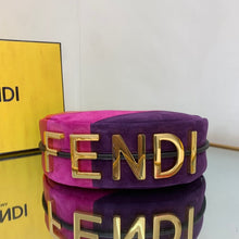 Load image into Gallery viewer, Fendi Fendigraphy Small Bag
