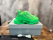 Load image into Gallery viewer, Balenciaga Triple S Sneakers