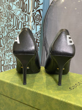 Load image into Gallery viewer, Gucci The Hacker Project Knife Pump