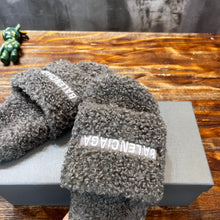Load image into Gallery viewer, Balenciaga Furry Slide Sandals
