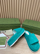 Load image into Gallery viewer, Gucci GG Platform Sandal