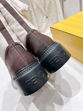 Load image into Gallery viewer, Fendi Domino Boots