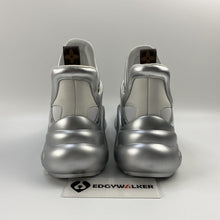 Load image into Gallery viewer, Louis Vuitton Archlight Sneaker