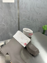 Load image into Gallery viewer, Balenciaga Trooper Boots