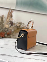 Load image into Gallery viewer, Louis Vuitton Twist MM Bag