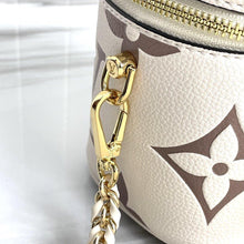 Load image into Gallery viewer, Louis Vuitton Vanity PM Bag - LUXURY KLOZETT