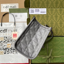 Load image into Gallery viewer, Gucci Marmont Medium Tote Bag