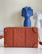 Load image into Gallery viewer, Louis Vuitton X NBA Soft Trunk Wearable Wallet Bag