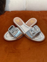 Load image into Gallery viewer, Valentino Vlogo Signature Flat Slide