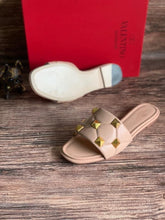 Load image into Gallery viewer, Valentino slides - LUXURY KLOZETT