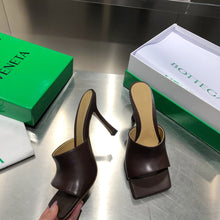Load image into Gallery viewer, Bottega Veneta Stretch Heels