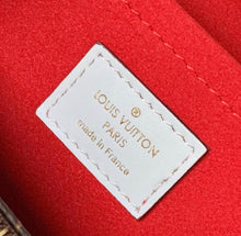 Load image into Gallery viewer, Louis Vuitton Montaigne BB Bag