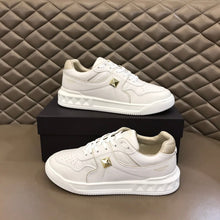 Load image into Gallery viewer, Valentino One Stud Nappa Sneakers