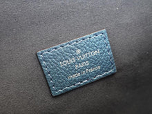 Load image into Gallery viewer, Louis Vuitton Pochette Metis Bag