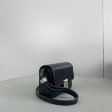 Load image into Gallery viewer, Givenchy Medium 4G Bag In box Leather