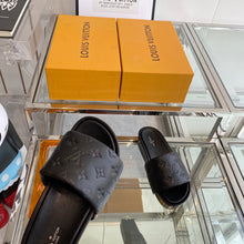 Load image into Gallery viewer, Louis Vuitton Jumbo Platform Mule