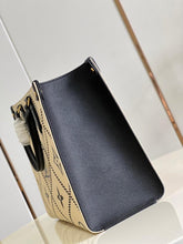 Load image into Gallery viewer, Louis Vuitton OnTheGo MM Bag