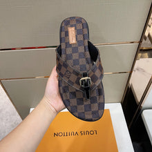 Load image into Gallery viewer, Louis Vuitton Men Slippers