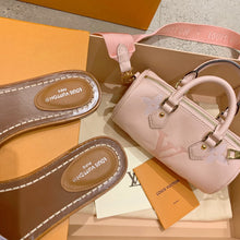Load image into Gallery viewer, Louis Vuitton Lock it flat Mule