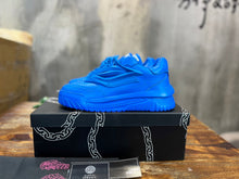 Load image into Gallery viewer, Versace Odissea Sneakers