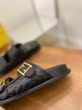 Load image into Gallery viewer, Fendi Men Slides