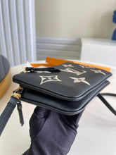Load image into Gallery viewer, Louis Vuitton Double Zip Pochette Bag