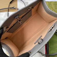 Load image into Gallery viewer, Gucci Marmont Medium Tote Bag