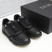 Load image into Gallery viewer, Christian Dior World Tour B27 Low Top Sneaker