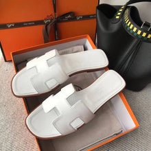 Load image into Gallery viewer, Hermes Oran Sandals