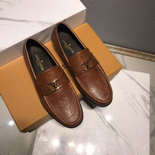 Load image into Gallery viewer, Louis Vuitton Shoe