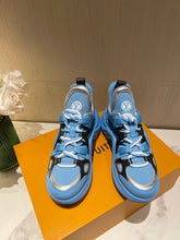 Load image into Gallery viewer, Louis Vuitton Archlight Sneaker