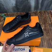 Load image into Gallery viewer, Louis Vuitton Luxembourg Samothrace Sneakers