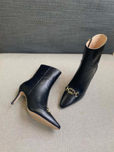 Load image into Gallery viewer, Gucci Pointed Cat heel Boots