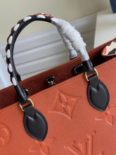 Load image into Gallery viewer, Louis Vuitton OnTheGo MM Bag