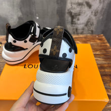 Load image into Gallery viewer, Louis Vuitton Archlight Flat Sandals