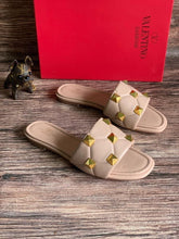Load image into Gallery viewer, Valentino slides - LUXURY KLOZETT