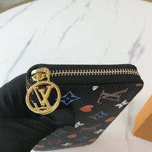 Load image into Gallery viewer, Louis Vuitton Game On Zippy Wallet