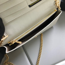 Load image into Gallery viewer, Gucci Horsebit 1955 Chain Wallet