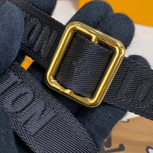 Load image into Gallery viewer, Louis Vuitton Felicie Strap and go Bag