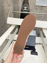 Load image into Gallery viewer, YSL espadrilles