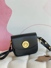 Load image into Gallery viewer, Burberry Elizabeth Medium Bag